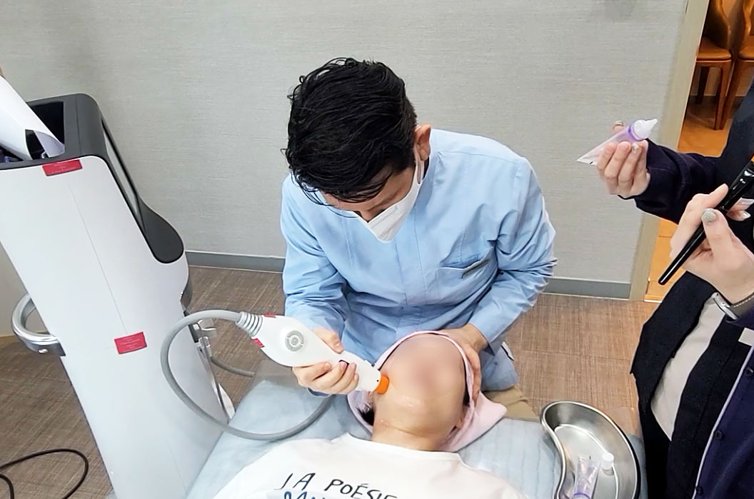 올리지오와 초음파 리프팅 장비 비교 인포그래픽